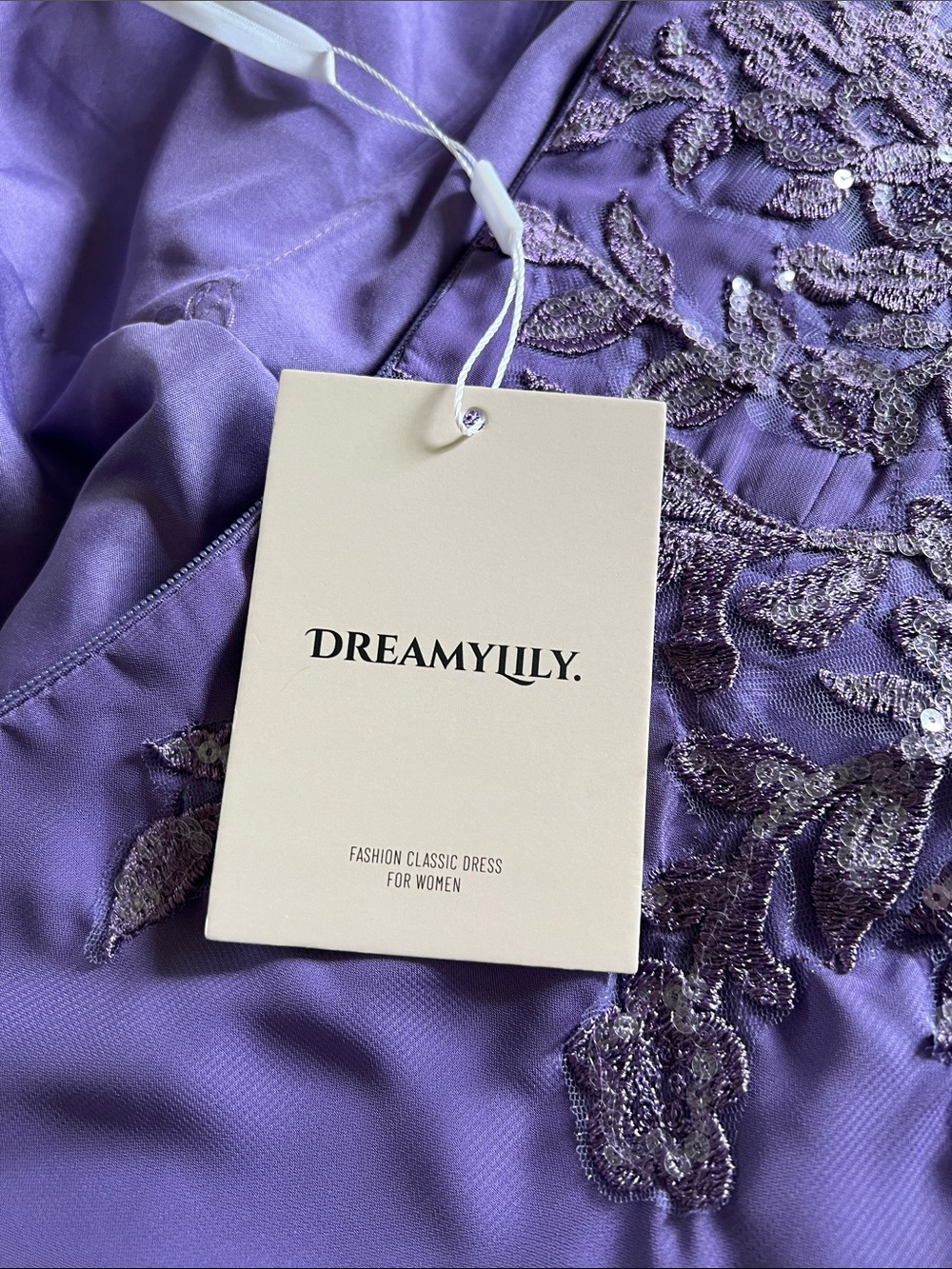 Lavender Lace Maxi Dress with Three-Quarter Sleeves - Picture 3 of 3